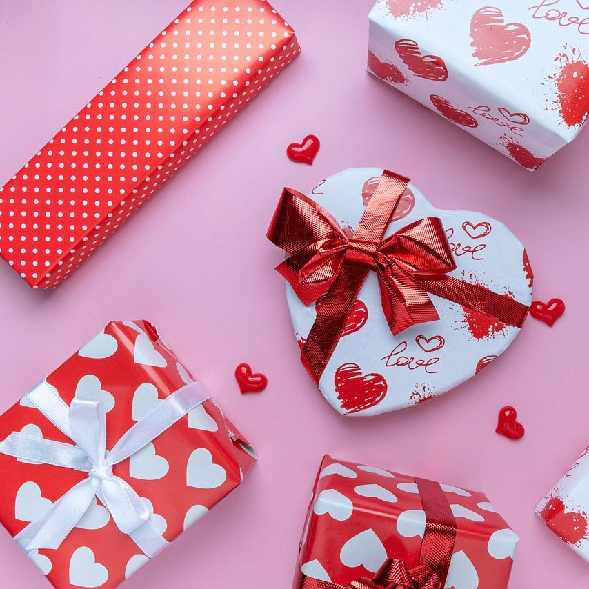 CUSTOMISED GIFT