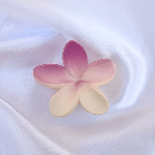 Rose Beige Claw Clip