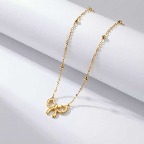 Bow Necklace