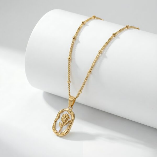 Rose Necklace